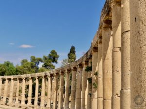 O Fórum Oval de Jerash, Jordânia Fórum oval de Gerasa Jerash Jordan