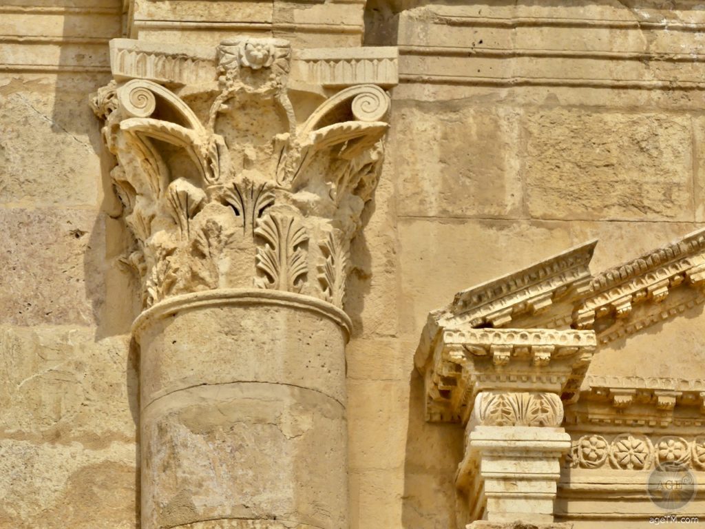 Jordanien Jerash Detail Triumphbogen Hadriansbogen erbaut 129-130 n Chr zu Ehren Kaiser Hadrian Gerasa Jordan