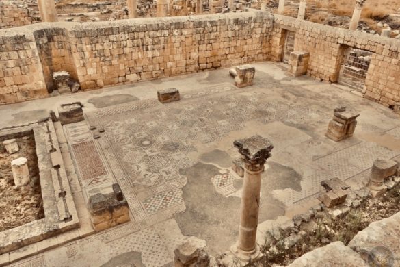 Mosaikboden Kirche der Heiligen Kosmas und Damian in Jerash Gerasa Jordanien