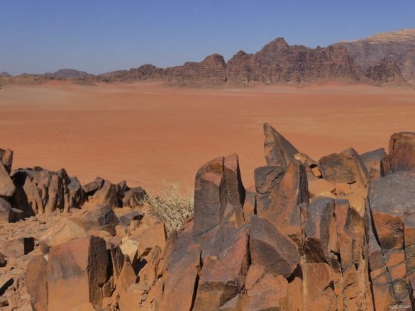 Basalt Granit Sandstein Felsformationen in der Wüste von Wadi Rum Jordanien