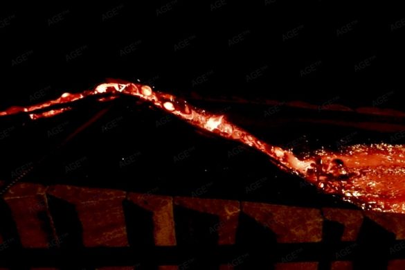 Islandic Lava Show eine lebendige Lava Präsentation Katla UNESCO Geopark VIK Island