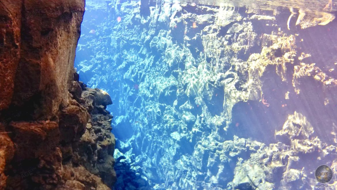 Silfra Spalte Kontinentalplatten Schnorcheln und Tauchen im Thingvelir Nationalpark Island
