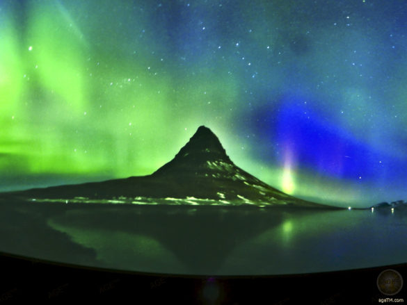 Espectáculo de auroras boreales en el Planetario Perlan de Reikiavik, Islandia Aurora sobre Kirkjufell - Imágenes de la aurora boreal en el planetario Perlan Video Reykjavik