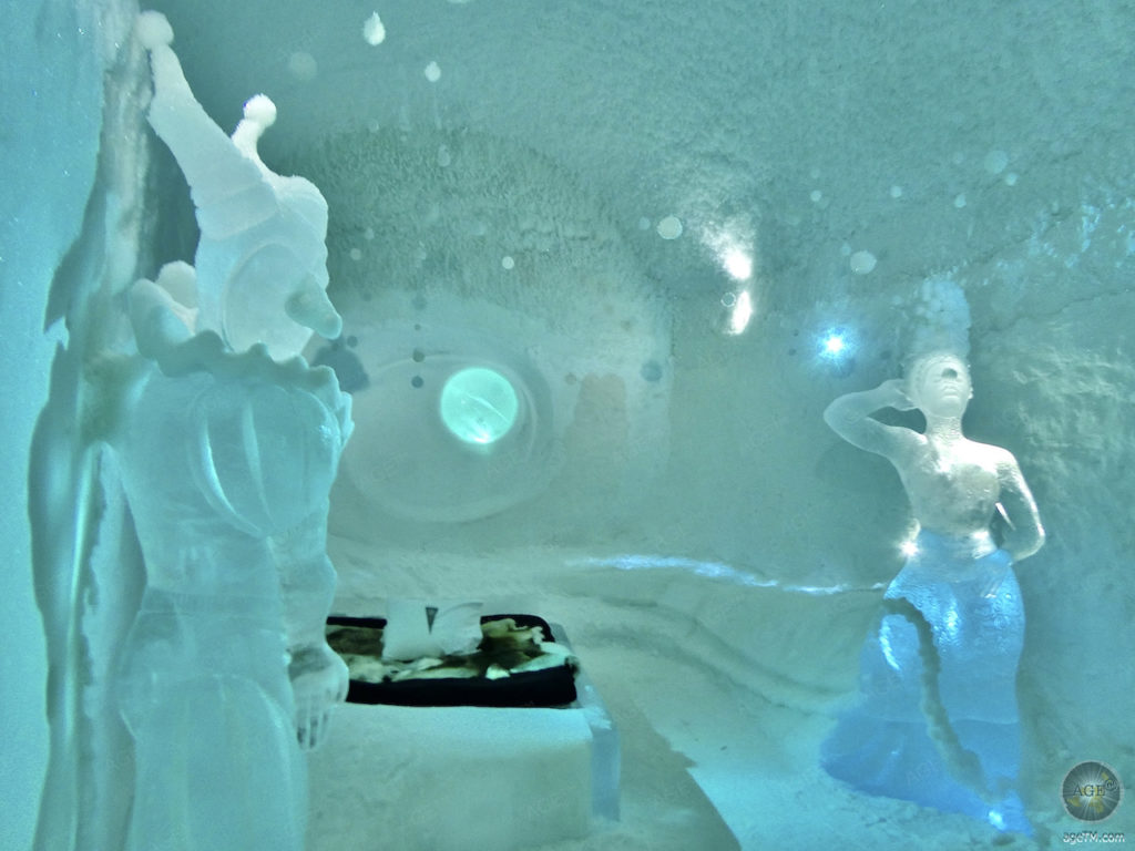 Lappland Icehotel Sweden Art Hotel Clown Room - Kunst im Eishotel Schweden Unterkünfte und Gastronomie Eishotel 365.