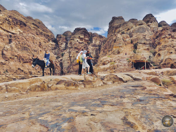 Esel Touren zum Aussichtspunkt Felsenstadt Petra Jordanien