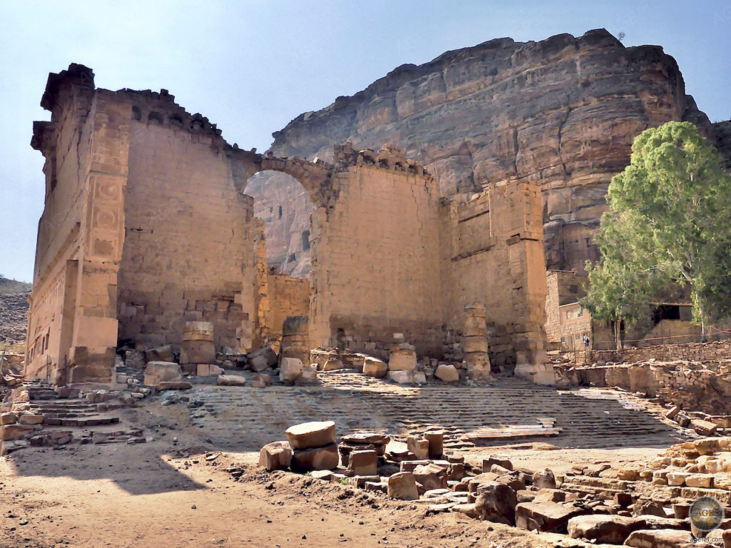 Todos os caminhos levam a Petra! Mapa de Petra e 14 dicas Templo principal Qasr al-Bint, cidade rochosa do castelo, Petra Jordan, Patrimônio Mundial da UNESCO