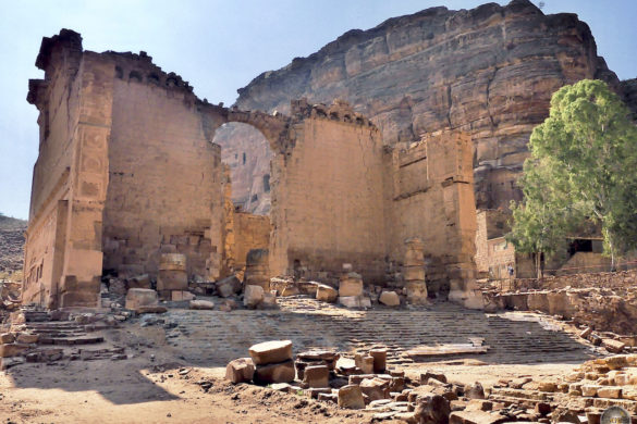 Hauptempel Burg Qasr al-Bint Felsenstadt Petra Jordanien UNESCO Weltkulturerbe