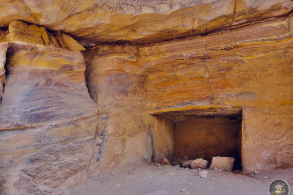 Sandstein Grabkammer -Theaternekropole in Petra Jordanien