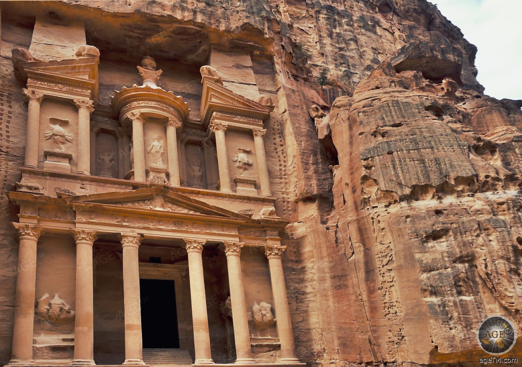 Todos os caminhos levam a Petra! Mapa de Petra e 14 dicas Entrada do Tesouro Al-Khazneh para Petra Jordan, capital dos Nabateus