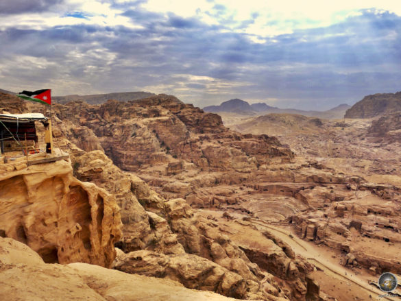 Ausblick Al-Khubtha Trail Felsenstadt Petra Jordanien UNESCO Weltkulturerbe