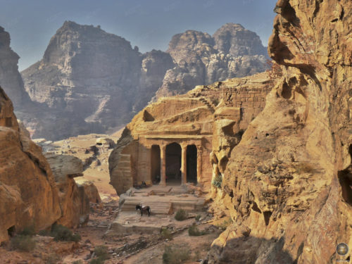 Garten Tempel Garden Triclinium Wadi Farasa Ost Petra Jordanien UNESCO Weltkulturerbe