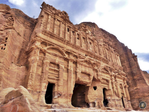 Palastgrab Königsgräber Petra Jordanien UNESCO Weltkulturerbe