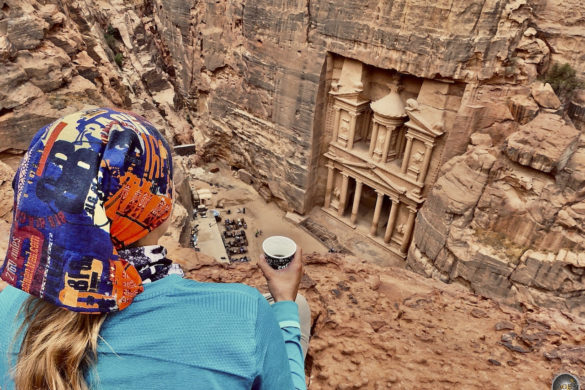 Schatzhaus von oben Al-Khubtha Trail Petra Jordanien UNESCO Weltkulturerbe