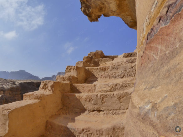 Treppe ins Wadi Farasa Ost Tal Petra Jordanien UNESCO Weltkulturerbe