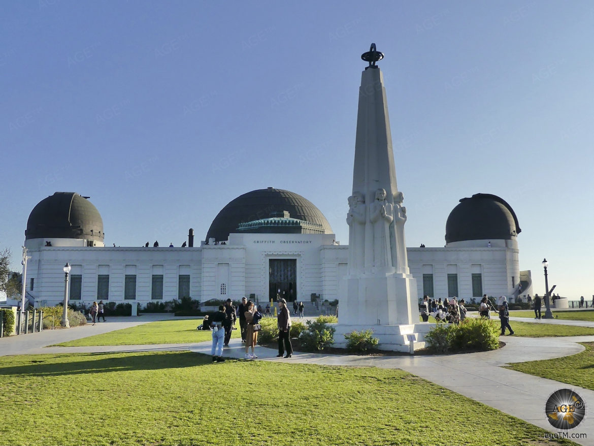 Das Griffith-Observatorium mit Blick auf Los Angeles gehört zu den beliebtesten Sehenswürdigkeiten in Kalifornien