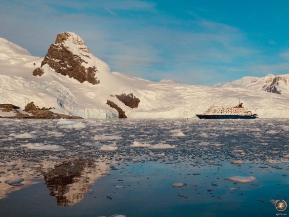 Expeditionsschiff Sea Spirit von Poseidon Expeditions auf Antarktis-Reise.