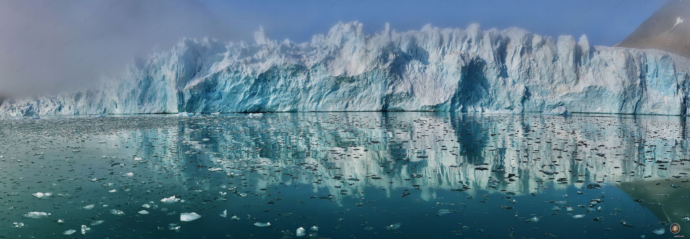 Sea Spirit Gletscherfahrt - Panorama Spitzbergen Gletscher - Monacobreen Svalbard Expedition Cruise