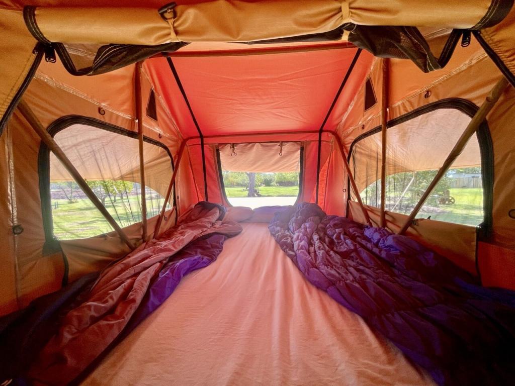 Toyota Prado Camper großes neues Dachzelt